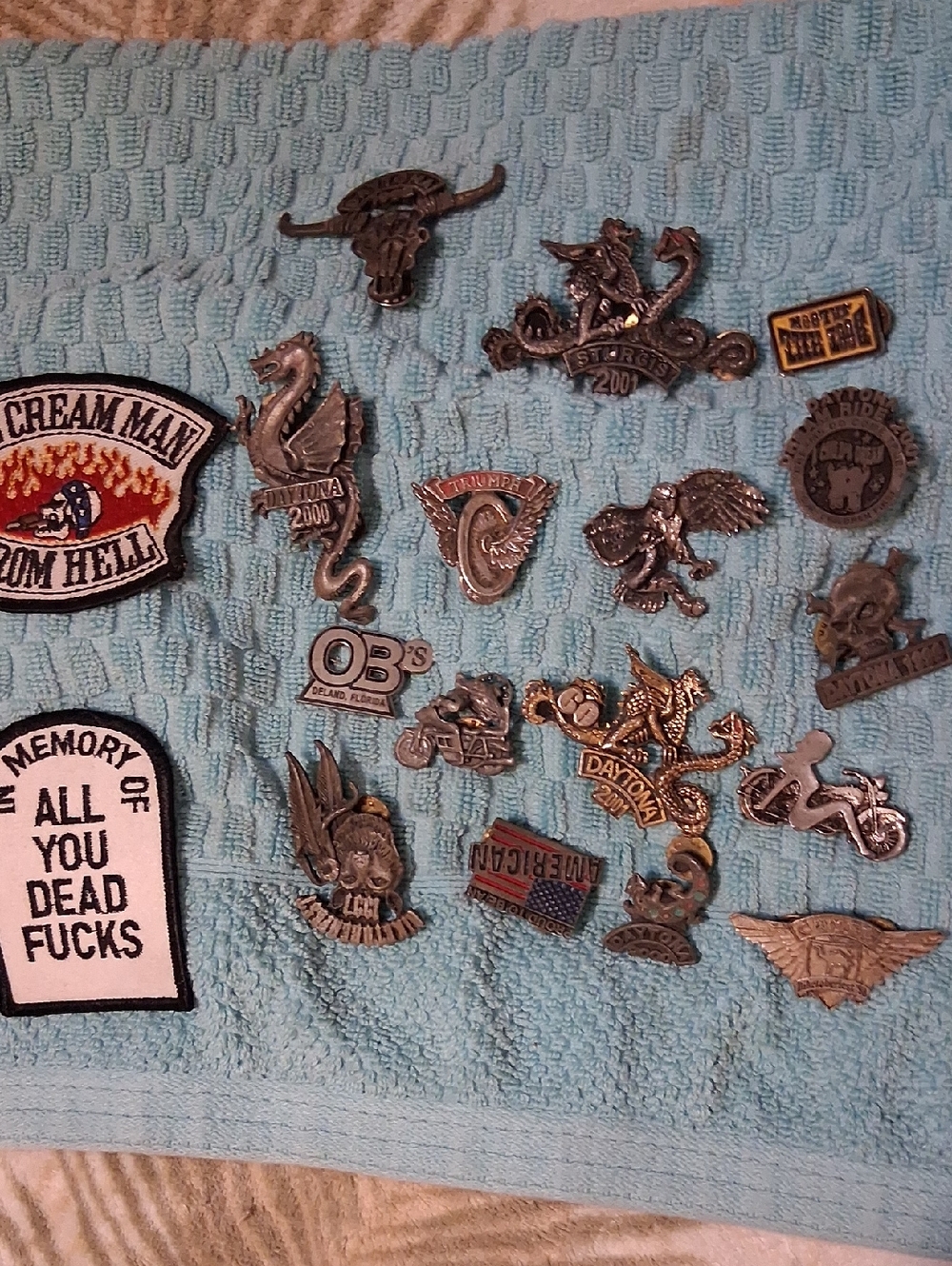16 Biker Pins 2 Patches - Picture 2 of 8